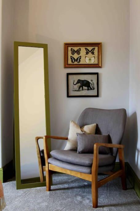 Lincoln Apartment Freshly Renovated Common Views Burton  Exterior foto